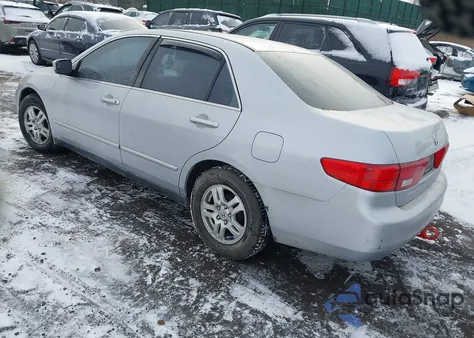 2005 Honda Accord 2.4 Lx z USA, uszkodzony, nr VIN 1HGCM56465A071683